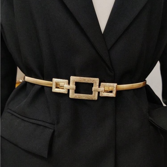 Accessories - Elegant Gold Belt with Square Buckle